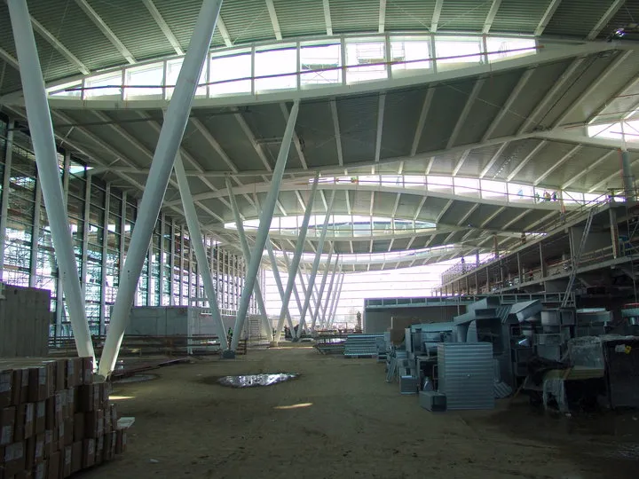 terminal4_2010_277213.jpg