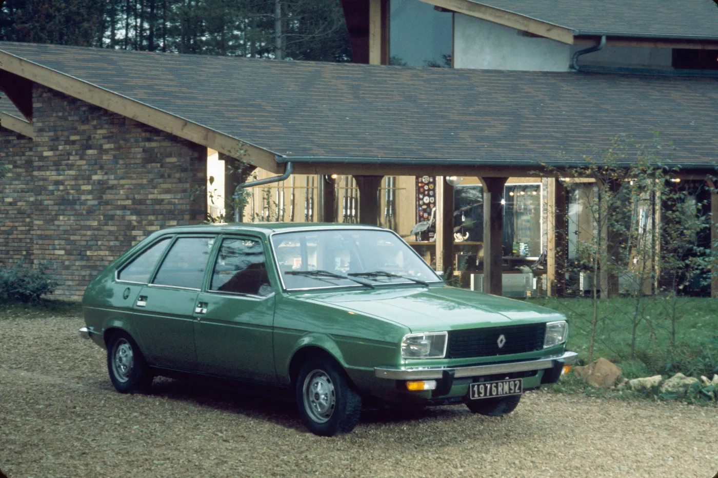 r20_tl_1975_r_298084.jpg