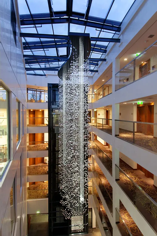 356843-gdnhghi-lobby2.jpg