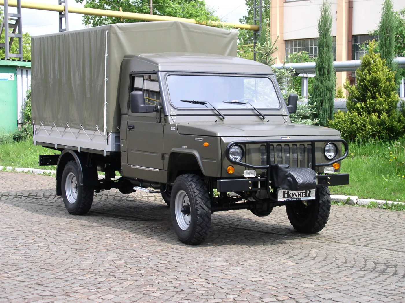 honker_truck_2_256208.jpg