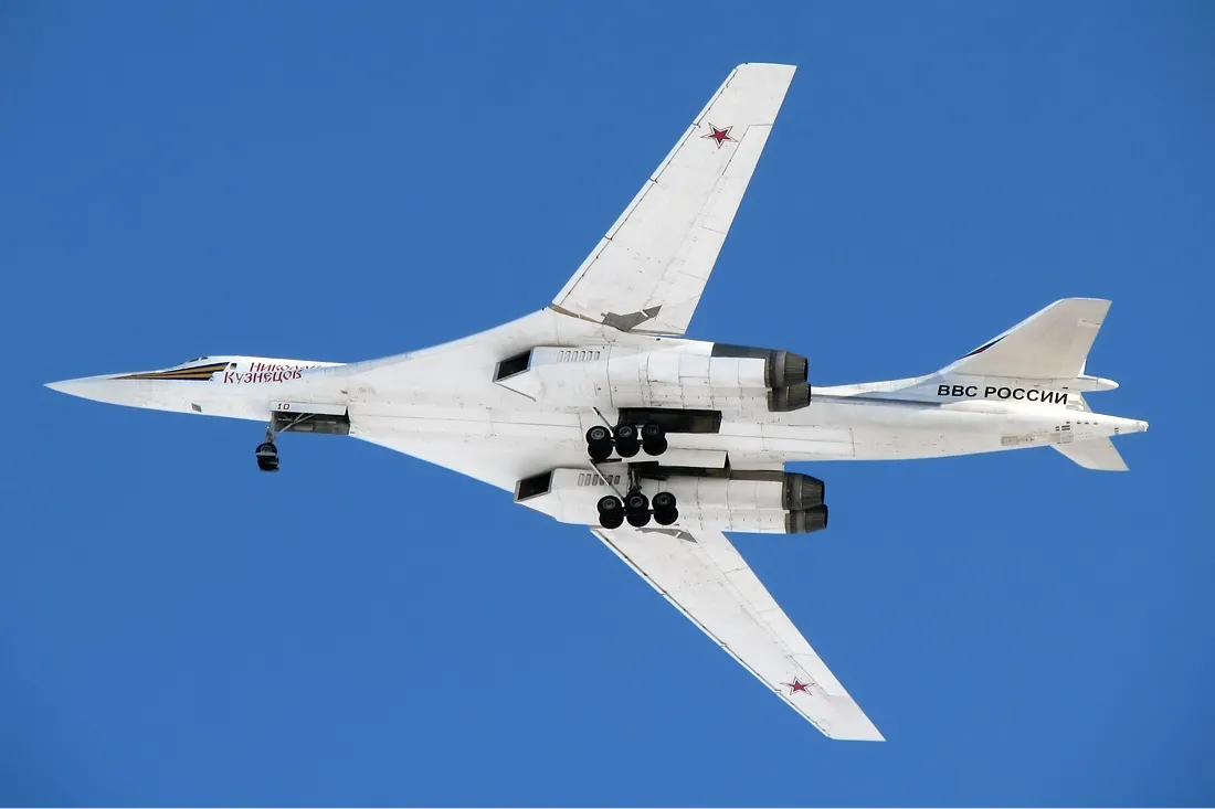 Naddźwiękowe samoloty bojowe (Tupolew Tu-160) 