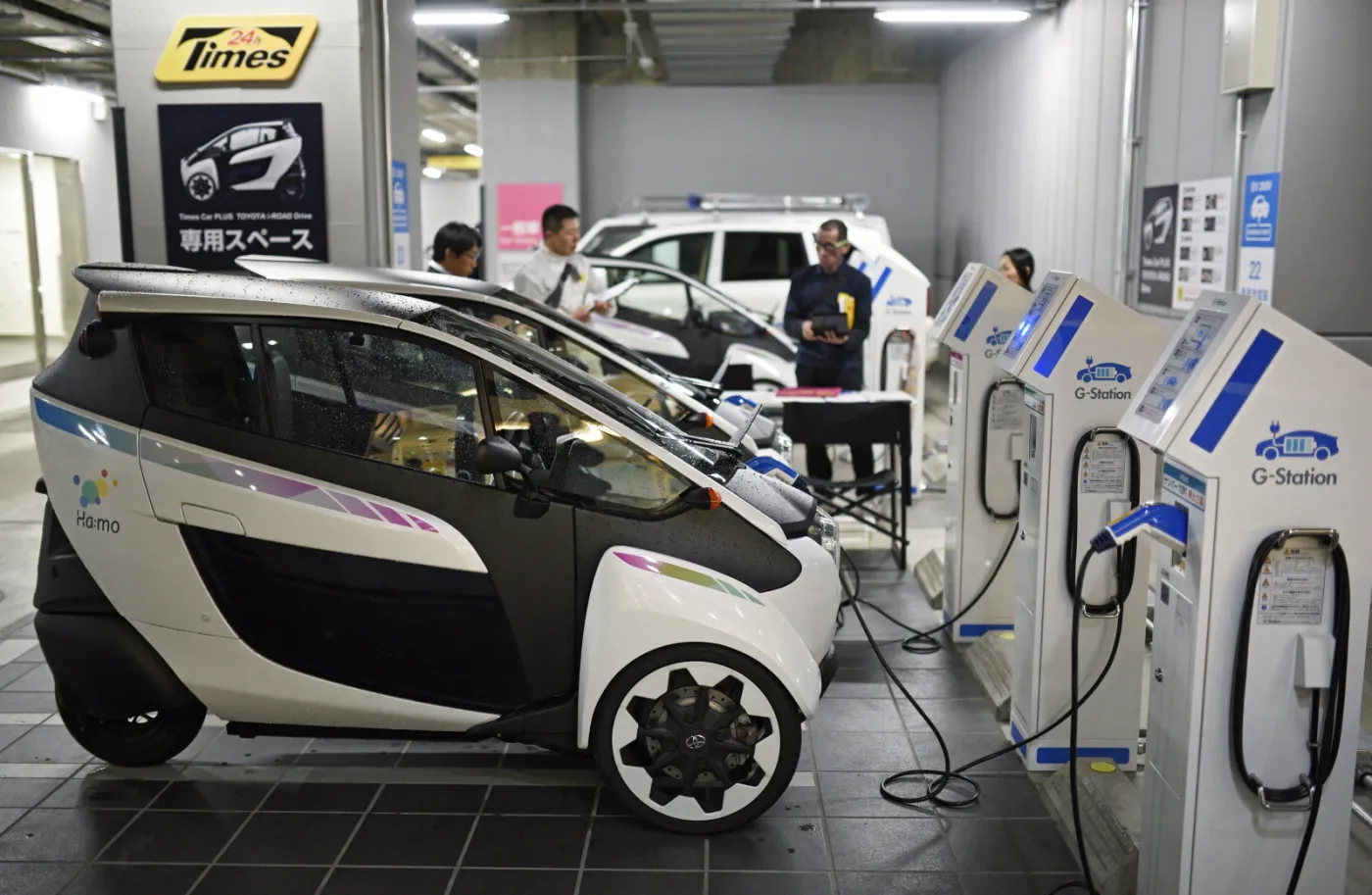 2146417-toyota-i-road.jpg