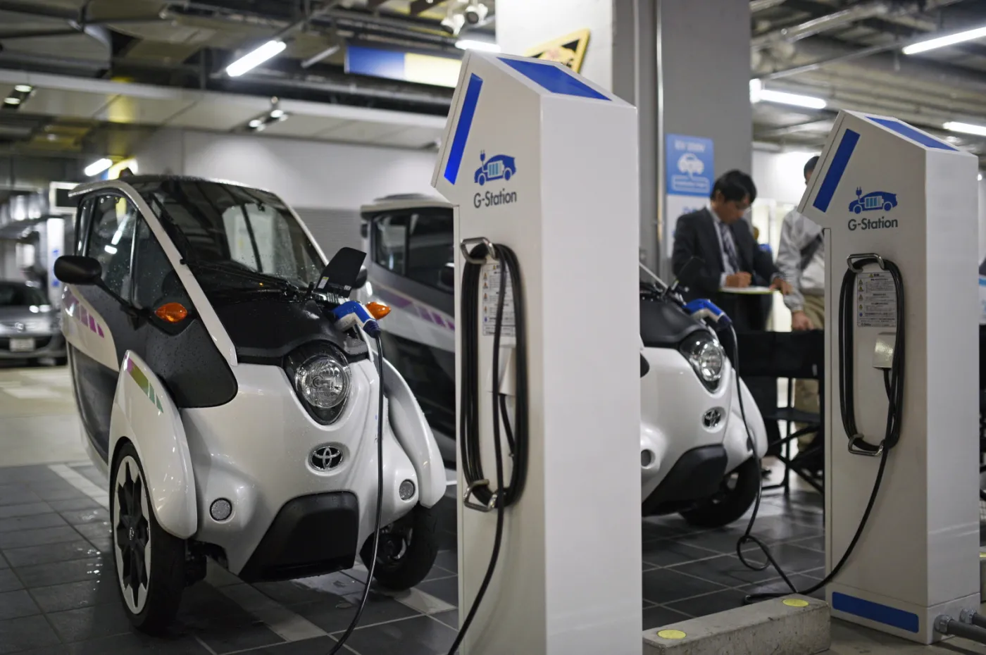 2146433-toyota-i-road.jpg