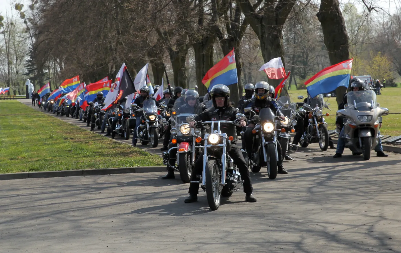 „Der Spiegel”: Polskie władze pomagają rosyjskiej propagandzie