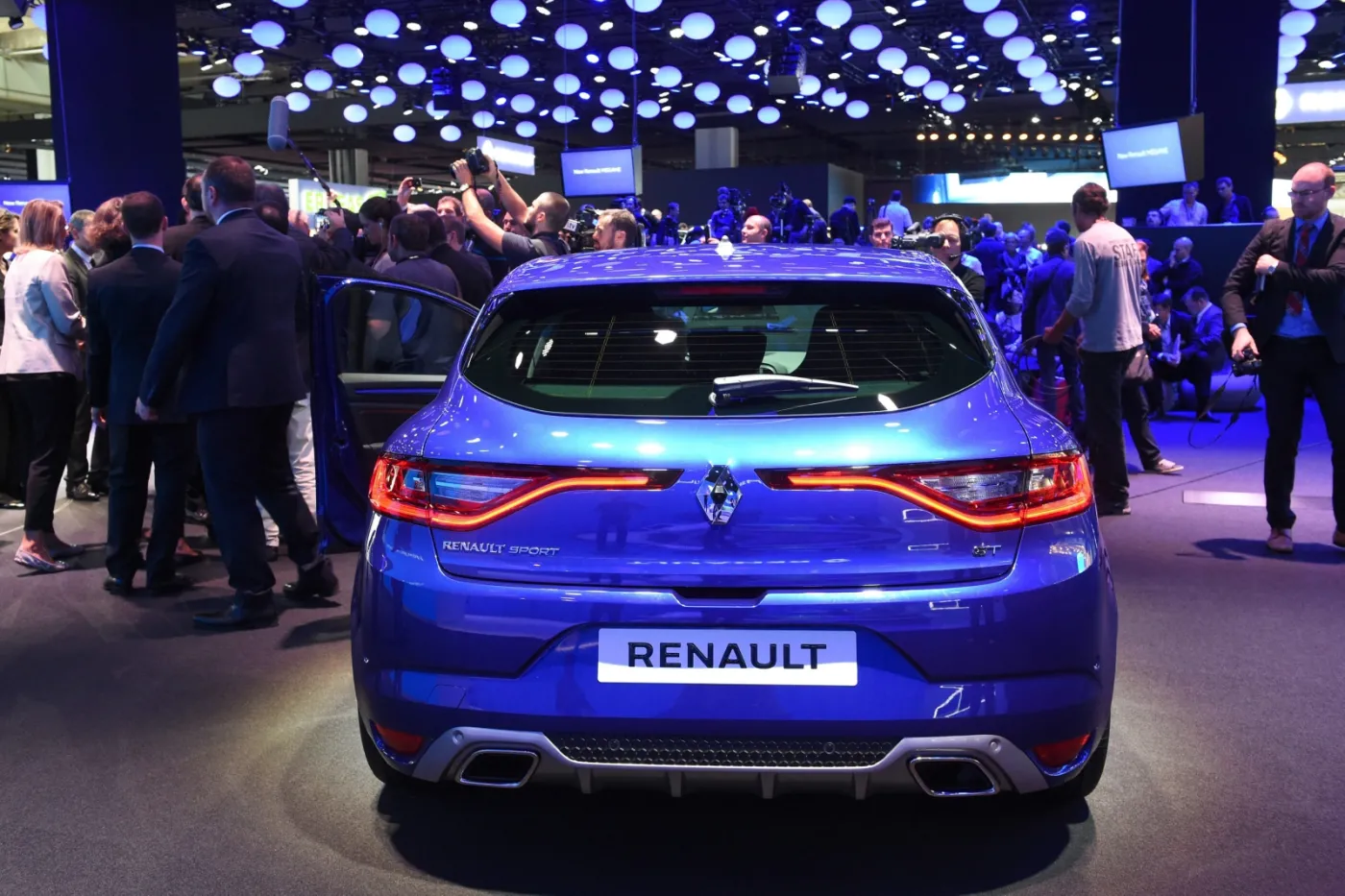 2308991-renault-megane.jpg