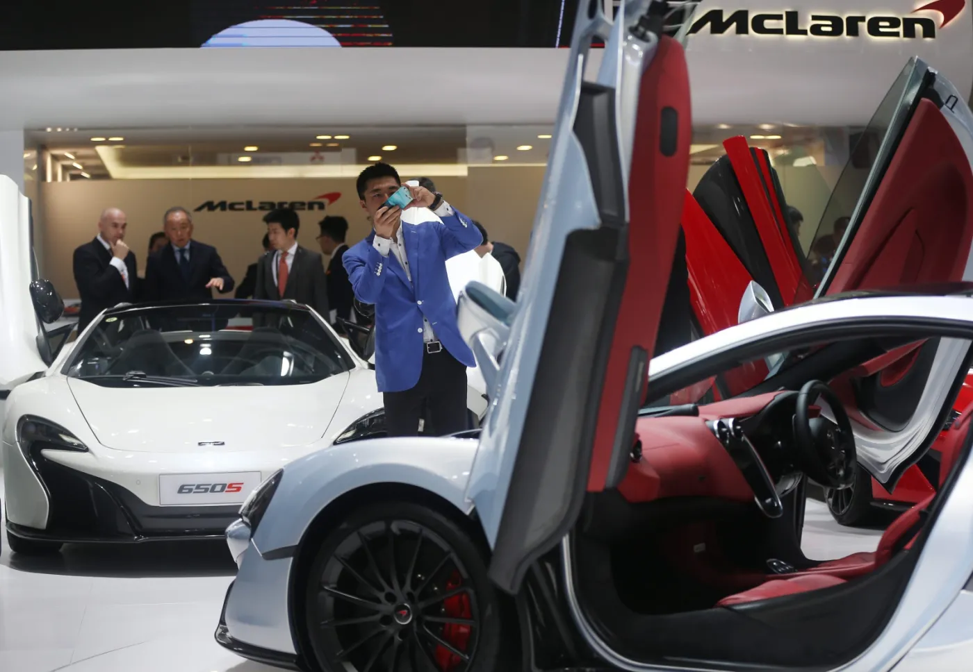 2528490-mclaren-570-gt.jpg