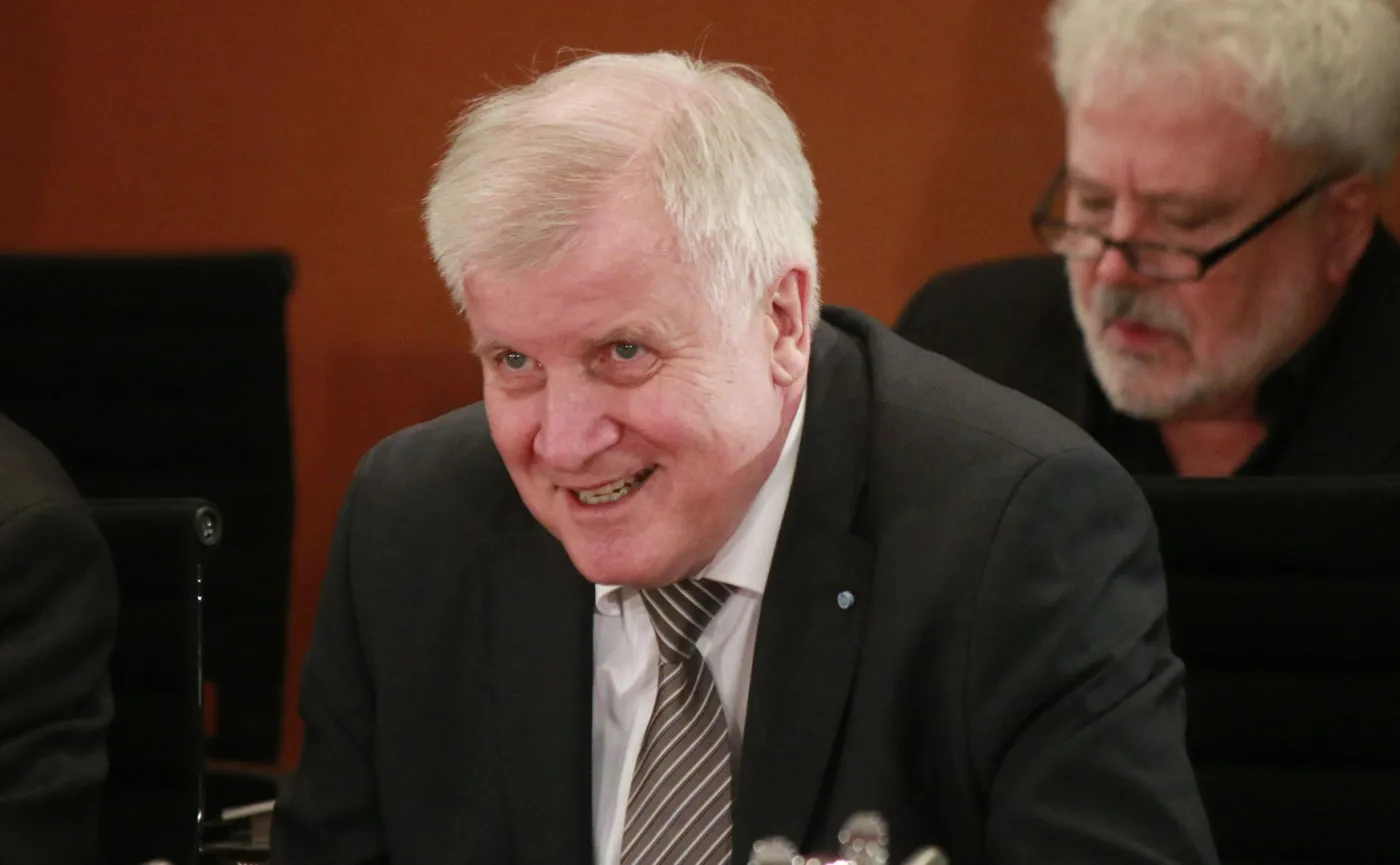Szef niemieckiego MSW: Islam nie jest częścią Niemiec, ale muzułmanie już tak
