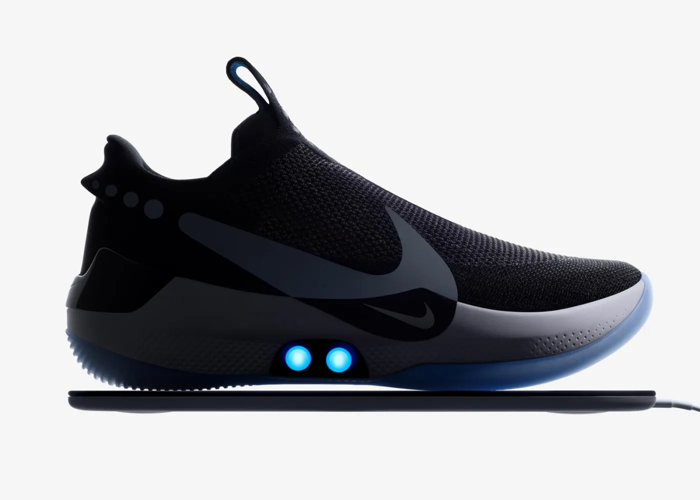 Nike stworzyło inteligentne buty. Można je zasznurować za pomocą aplikacji