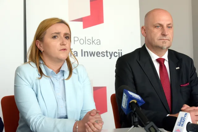 Semeniuk: Dane o kilkudziesięciu tysiącach otwartych lokali są zatrważające