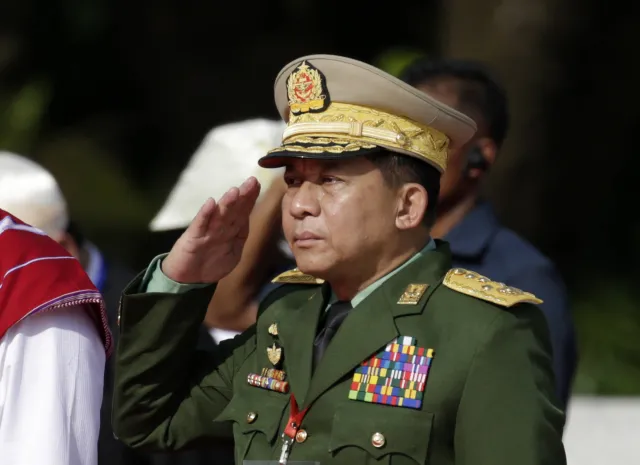 Min Aung Hlaingu. Orędownik demokratycznej dyscypliny