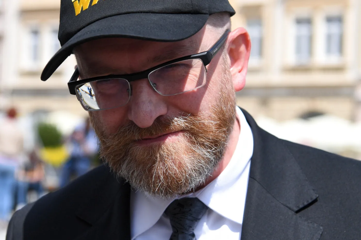 "Szkolony psychopata Niedzielski". Oświadczenie Brauna po wykluczeniu z debaty