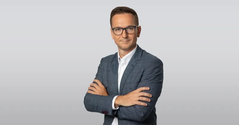 Buda: Nie można zmuszać państw do zmiany konstytucji w wyniku wyroków TSUE [WYWIAD]