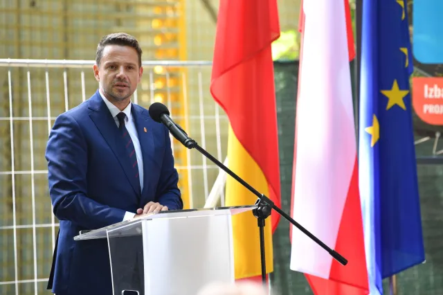 Trzaskowski o zmianach wprowadzonych przez Tuska: Tomczyk był lepszym szefem klubu niż Budka