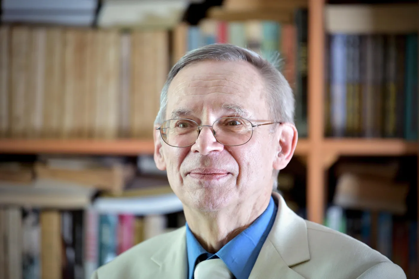 Prof. Gut: Przyrost zakażeń tydzień do tygodnia oznacza, że epidemia nabiera tempa