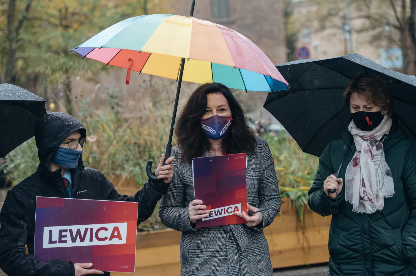 Lewica apeluje do Episkopatu o wycofanie się ze stanowiska ws. szczepionek