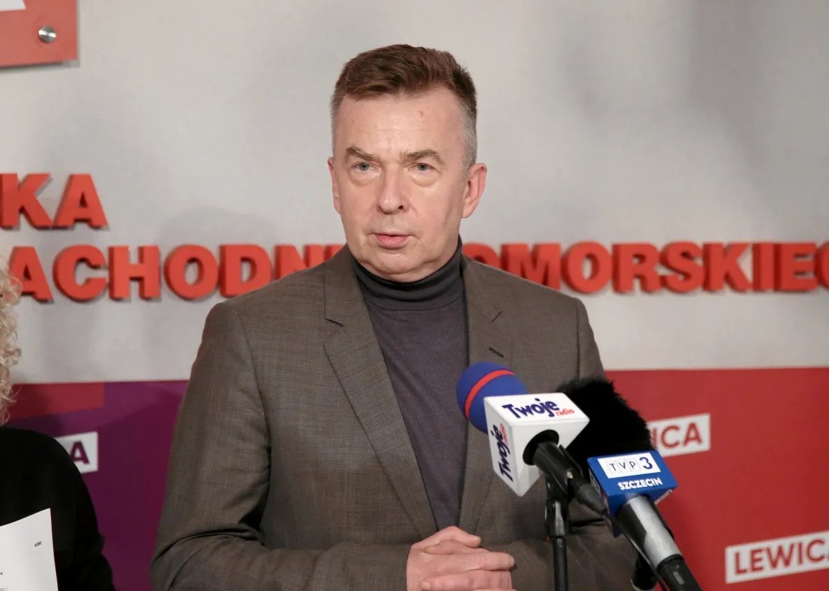 Posłowie Lewicy o odejściu piątki parlamentarzystów: Powinni złożyć mandaty