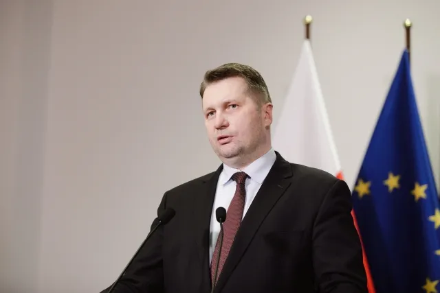 Czarnek: Dla ukraińskich dzieci będą tworzone oddziały przygotowawcze [WYWIAD]