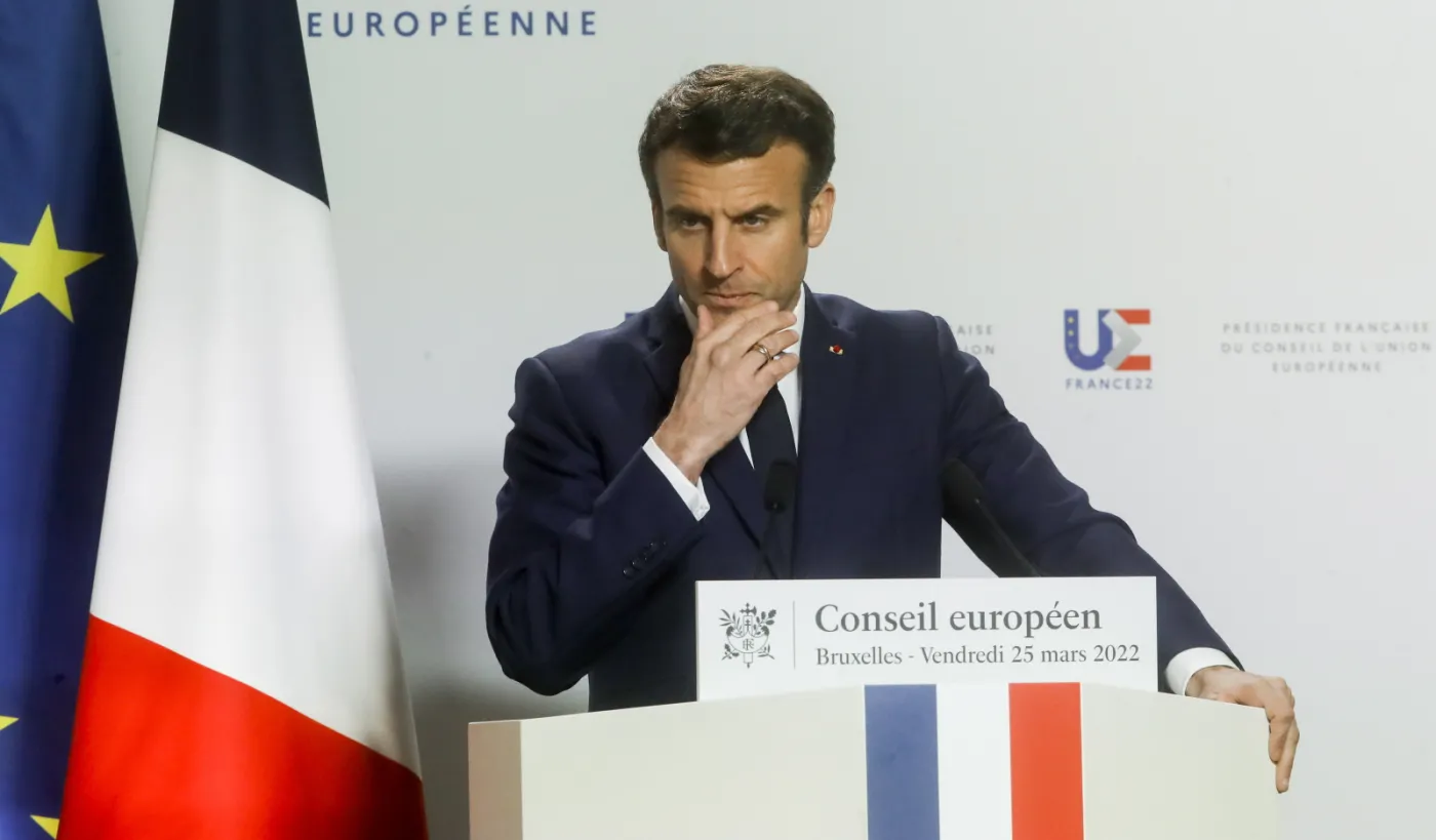 Macron rozmawiał z Putinem. Nie ma zgody na ewakuację z Mariupola