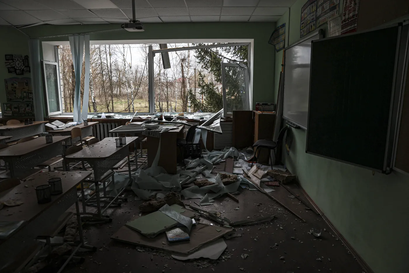 W kolejnym mieście w Ukrainie znaleziono masowy grób z cywilami