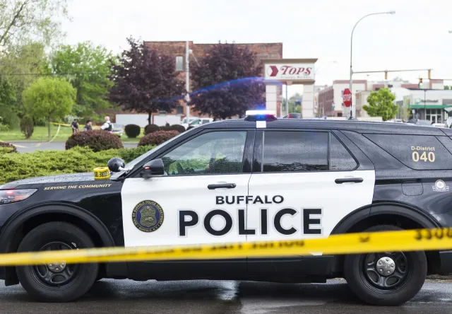 USA: 10 osób zginęło w strzelaninie w supermarkecie w Buffalo
