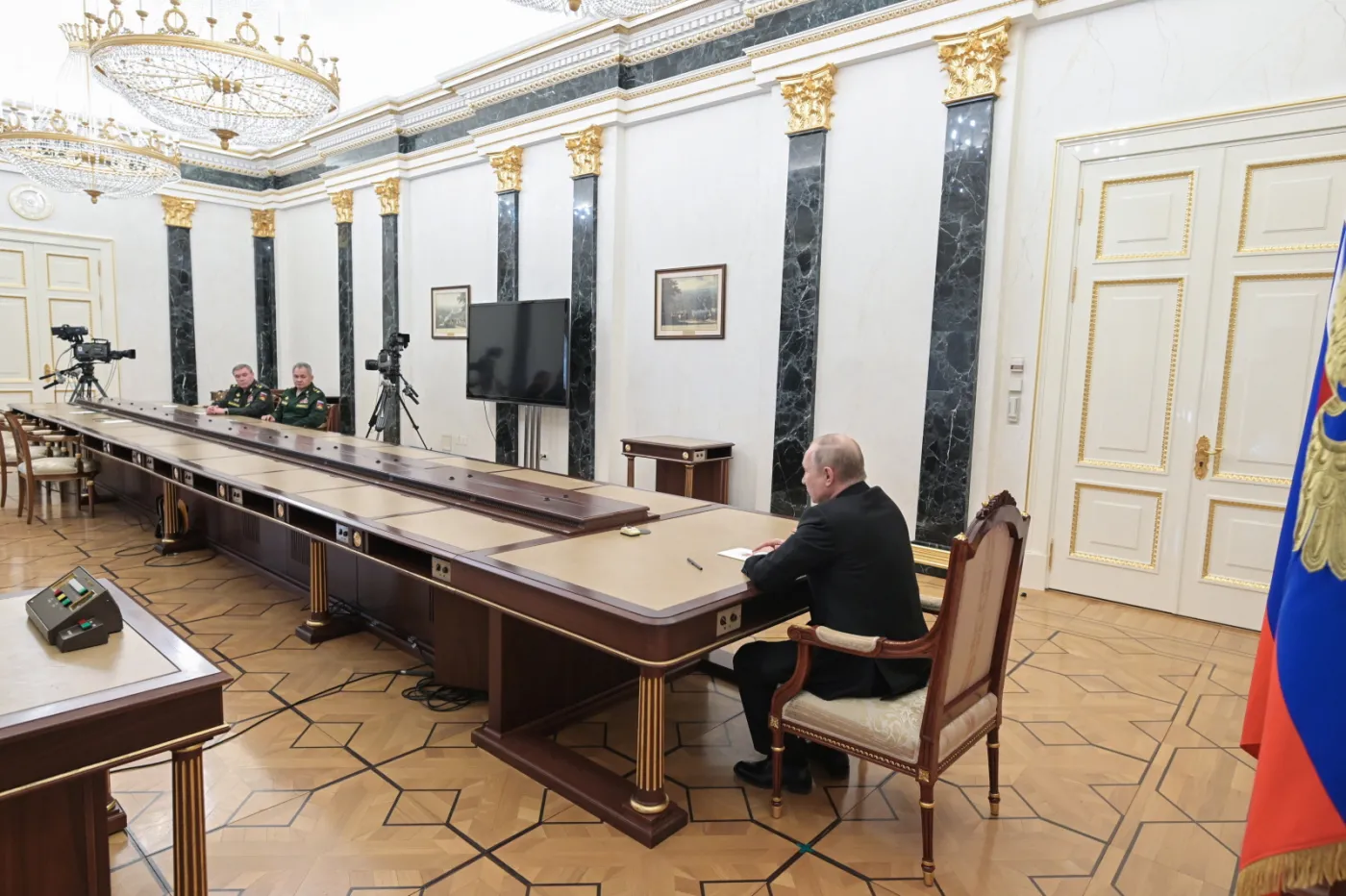 Putin postawił w stan najwyższej gotowości bojowej siły odstraszania