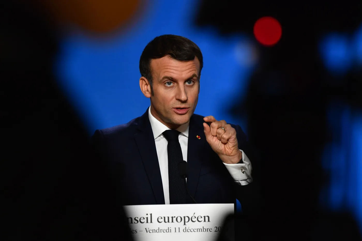Macron za zniesieniem patentów na szczepionki na Covid-19