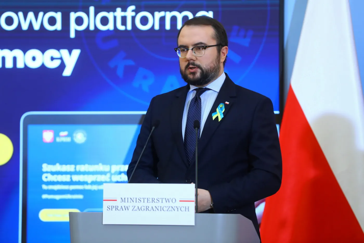 Jabłoński: Koszt utrzymania miliona ukraińskich uchodźców to nawet 10 mld zł