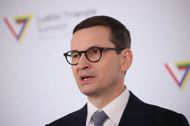 Morawiecki: Na bazie zamrożonych aktywów rosyjskich powinien powstać fundusz na odbudowę Ukrainy