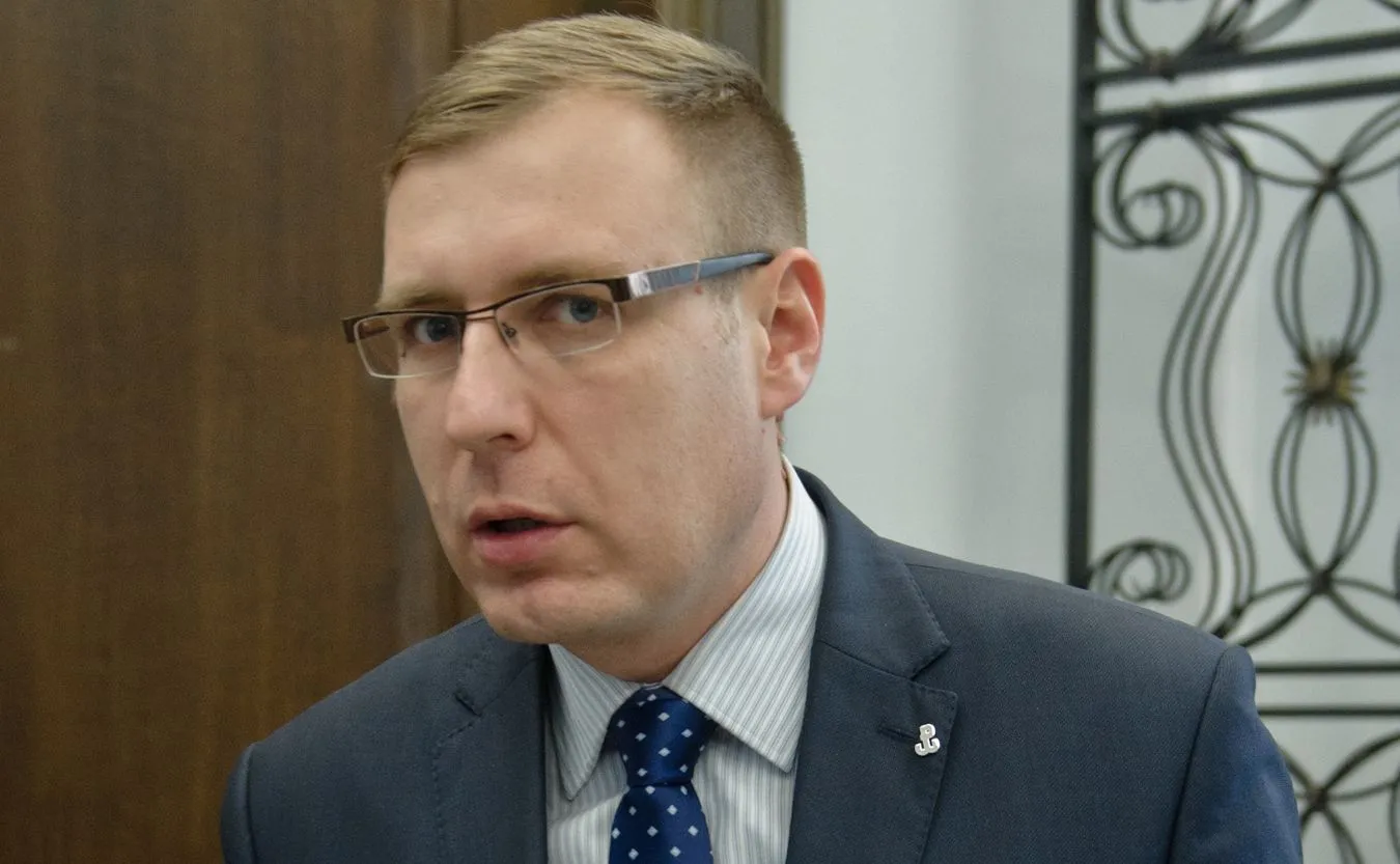 Małecki: Zawieszenie ETS byłoby radykalnym krokiem do obniżenia cen energii w polskich domach