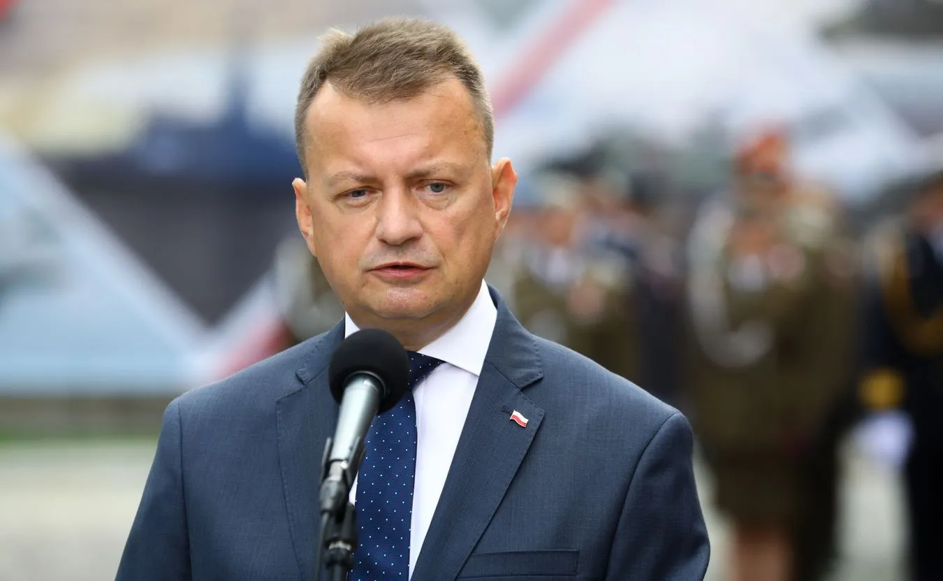 Szef MON zatwierdził umowy wykonawcze na zakup czołgów i armatohaubic od Korei Płd.