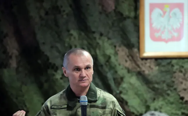 Gen. Polko: Potrzebujemy dużej armii, bo mamy wroga za granicą [WYWIAD]