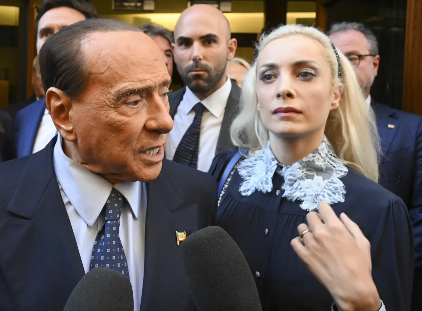 "Bunga bunga" bez wyroku. Sąd uniewinnił Silvio Berlusconiego