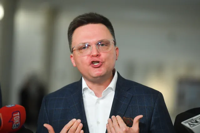 Hołownia: Nam chodzi o zmianę, nie o stołki. Nie będziemy hamulcowym, który dla stołków będzie blokował porozumienie [WYWIAD]