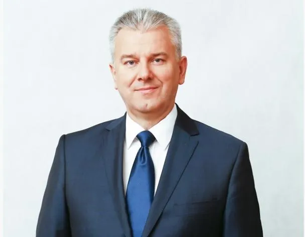 Jest wniosek o odebranie pozwolenia na broń Grabarczykowi i Szelidze
