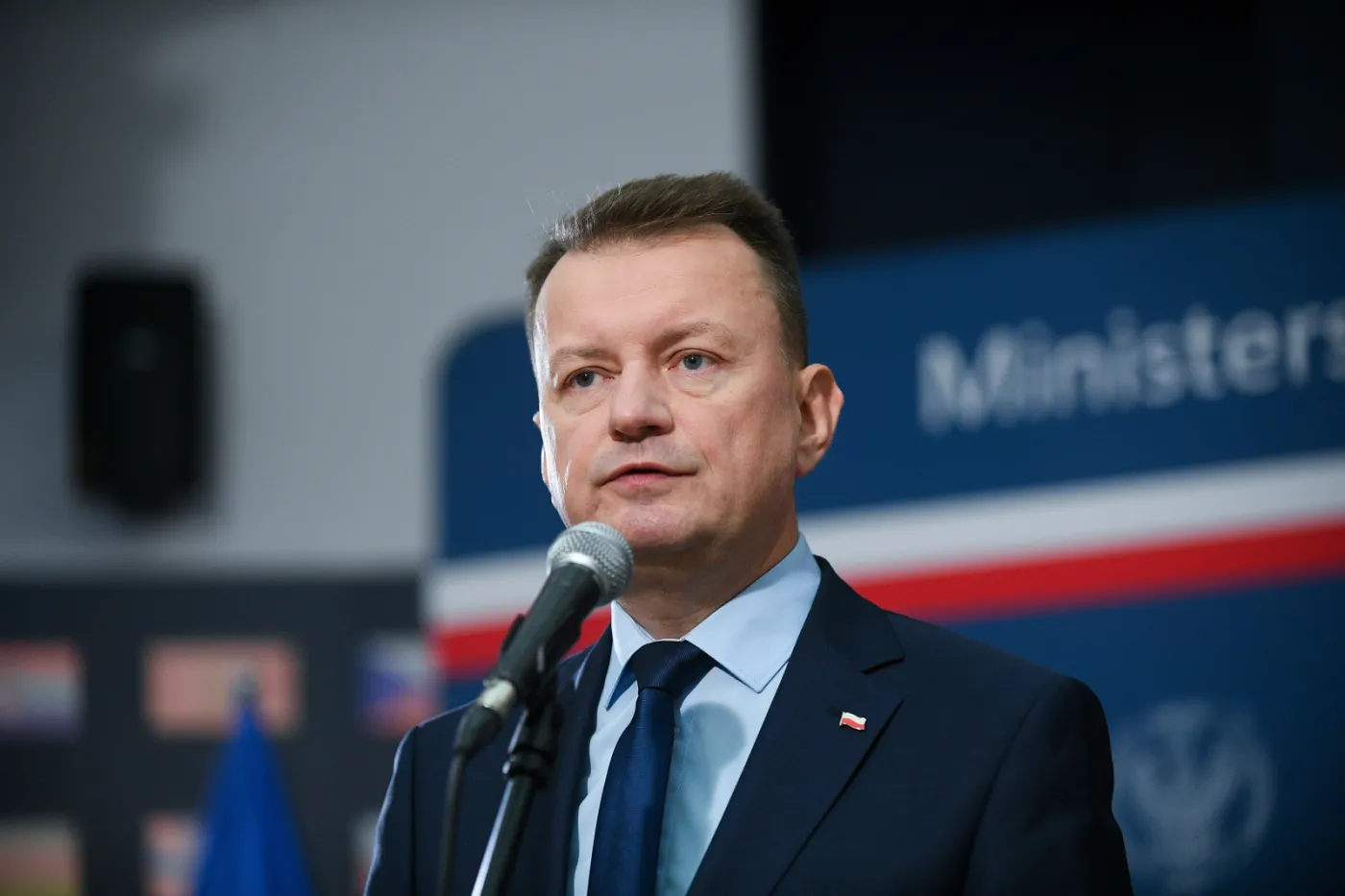 Błaszczak zatwierdził umowę wykonawczą na zakup 218 wyrzutni K239 Chunmoo