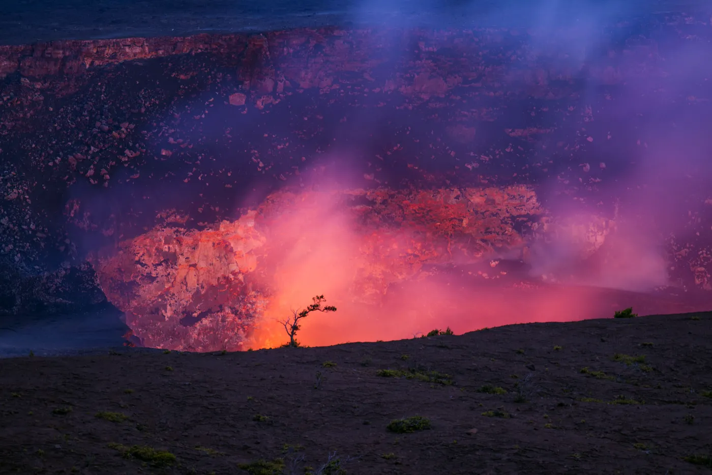 Na Hawajach wybuchł największy na świecie aktywny wulkan. Mauna Loa milczał przez prawie 40 lat