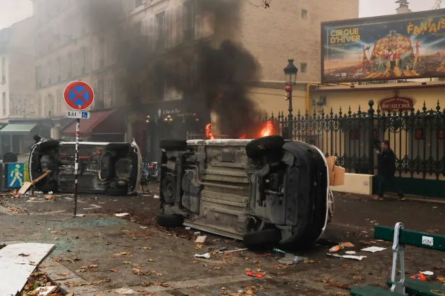 Zamieszki w Paryżu w związku z zastrzeleniem trzech Kurdów. Doszło do starć z policją