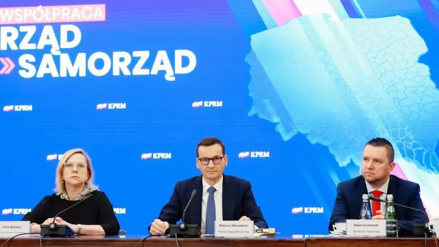 Rząd rozpoczął obrady. Zajmie się m.in. projektem noweli ustawy o VAT