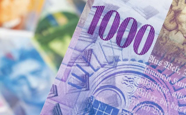 Gutowski: Ustawodawca woli zostawić frankowy pasztet sądom [WYWIAD]