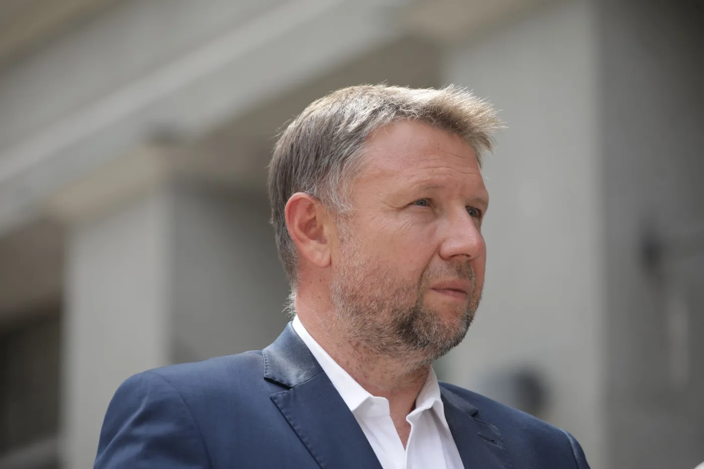 Kierwiński: Premier Morawiecki kłamie; decyzje, o których mówi zapadły w 2001 r.