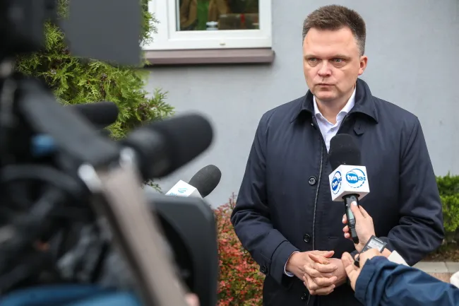 Hołownia: Partykularne interesy polityków nie staną ponad racją stanu i wolą narodu