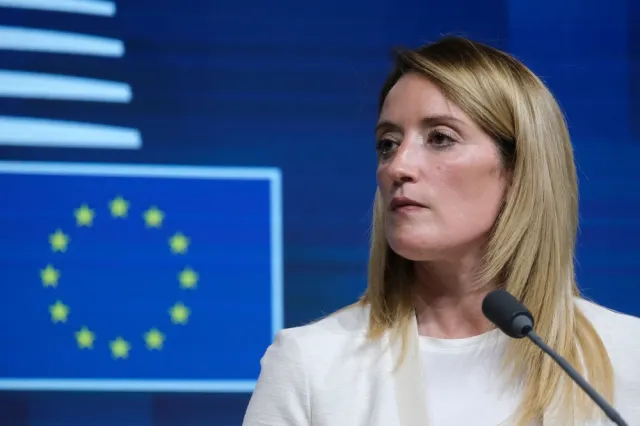 Afera korupcyjna w europarlamencie. Metsola chce lepiej kontrolować posłów
