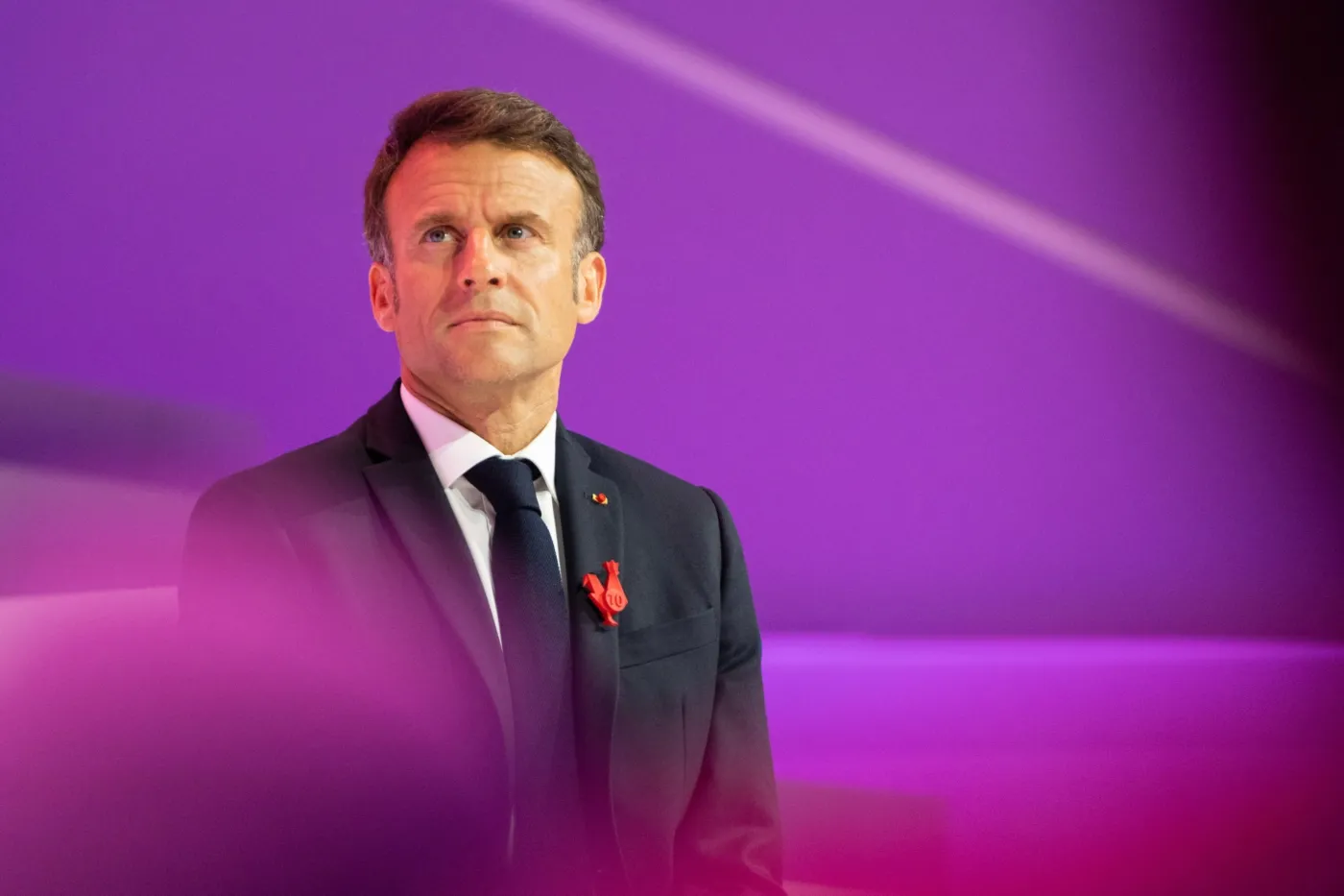 Prezydent Macron rozważa referendum w sprawie imigracji