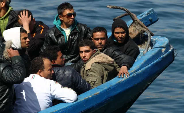 Frontex: W 2017 roku nielegalna migracja do UE spadła o 60 procent