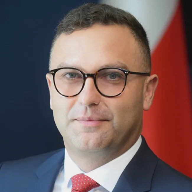 Sura: Prezes NBP nie stanie przed Trybunałem Stanu. Nie ma do tego podstaw [WYWIAD]