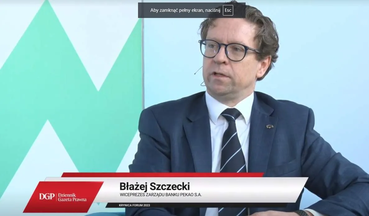 Szczecki: Czynnikiem napędzającym cyfryzację sektora bankowego są klienci