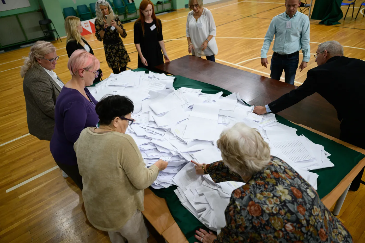 PKW podało oficjalne dane z 51,81 proc. obwodów sejmowych. Są zmiany?