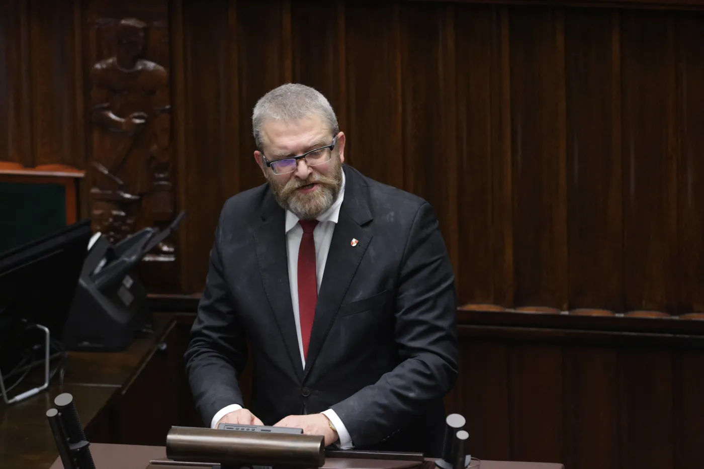 Zajączkowska: Konfederacja jednogłośnie odwiesiła Grzegorza Brauna w prawach członka klubu