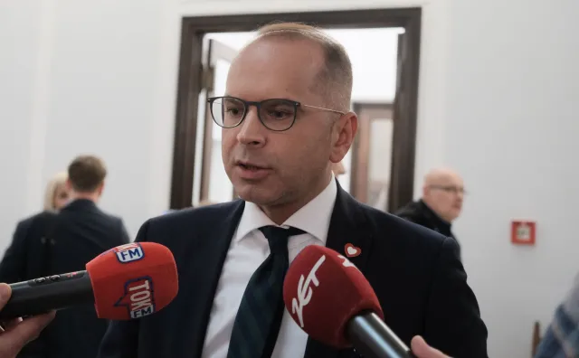 Szczerba: Rozpoczynamy przesłuchania od głównych bohaterów afery wizowej - Piotra Wawrzyka i Edgara K.