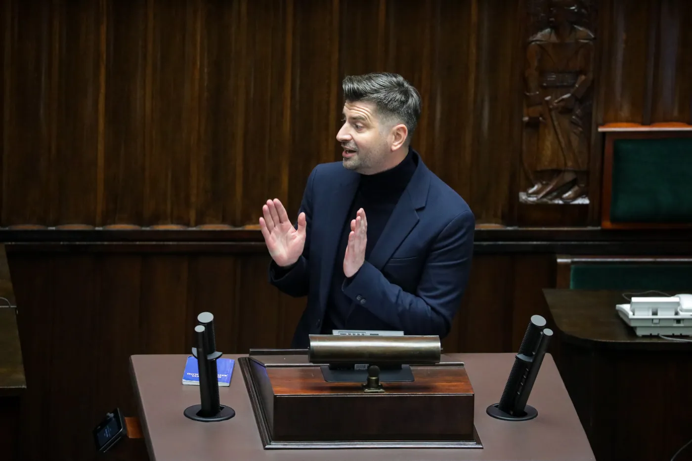 W Sejmie powstał zespół ds. równouprawnienia społeczności LGBT+. Wybrano przewodniczącego